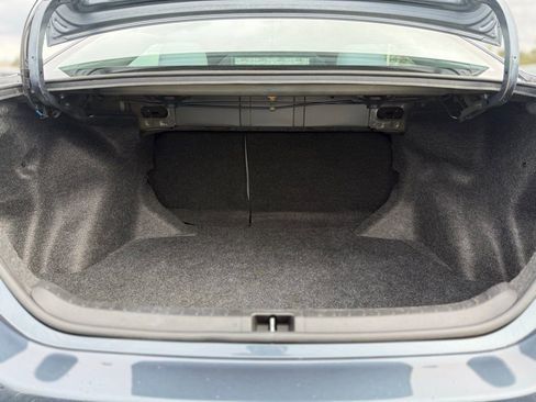 Used 2016 Toyota Corolla LE image 11