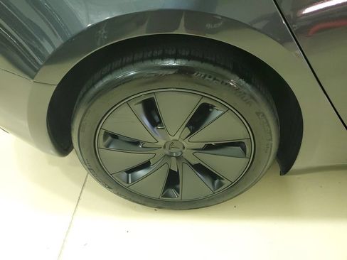 Used 2025 Tesla Model 3 Long Range RWD image 7