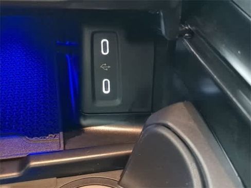 Certified 2026 Mercedes-Benz GLC 300 4MATIC image 31