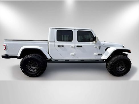 Used 2024 Jeep Gladiator Sport w/ Premium Package image 6