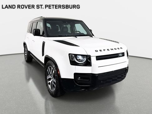 Used 2024 Land Rover Defender 110 X-Dynamic SE image 1