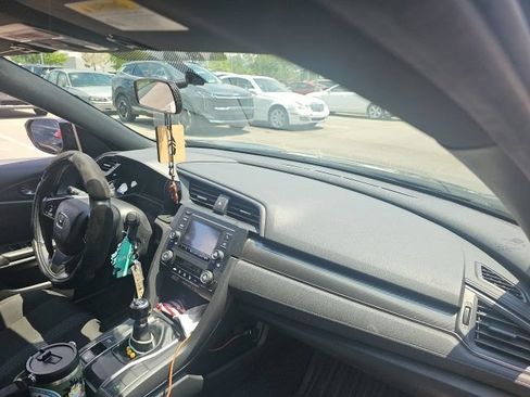 Used 2018 Honda Civic Sport image 28