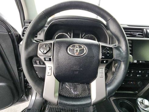 Certified 2022 Toyota 4Runner Limited AWD/4WD image 16