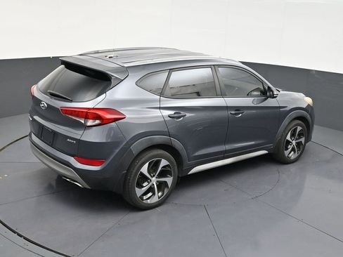 Used 2018 Hyundai Tucson Sport image 15
