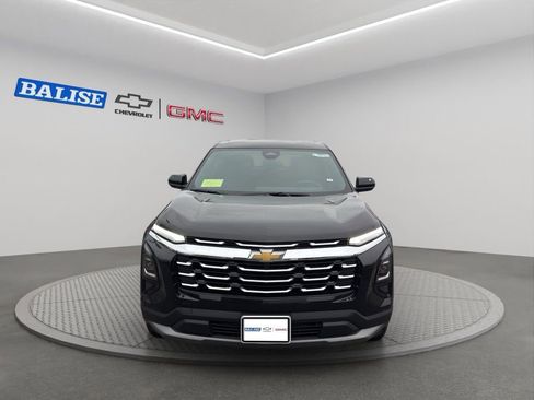 New 2026 Chevrolet Equinox LT image 3