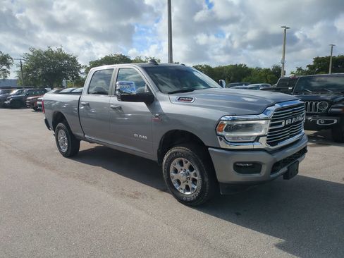 Used 2024 RAM 2500 Laramie w/ Safety Group AWD/4WD image 2