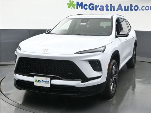 New 2026 Buick Enclave Sport Touring w/ Super Cruise Package image 5