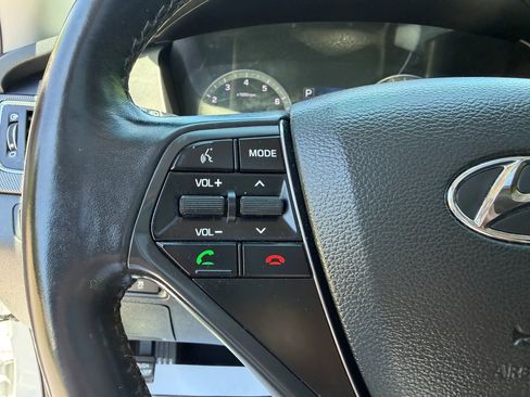 Used 2017 Hyundai Sonata Sport w/ Value Edition Package 02 FWD image 26