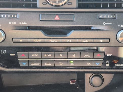 Used 2019 Lexus RX 350 FWD w/ Premium Package image 25