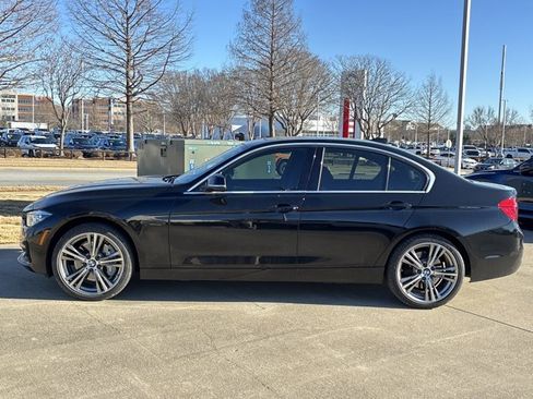 Used 2018 BMW 340i Sedan w/ Premium Package image 8