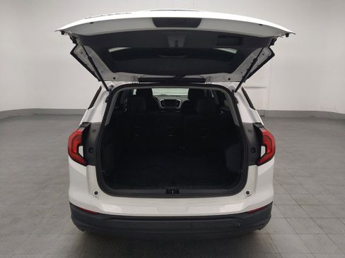 Used 2021 GMC Terrain SLE FWD image 29