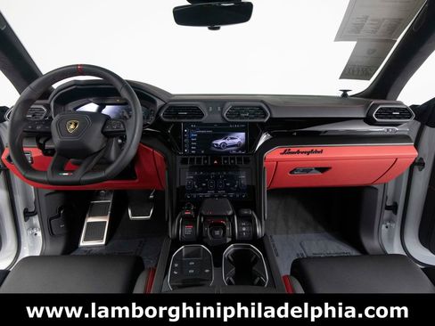 Used 2024 Lamborghini Urus S AWD/4WD image 36