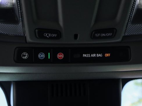 Used 2025 Chevrolet Silverado 3500 LT w/ Convenience Package image 29