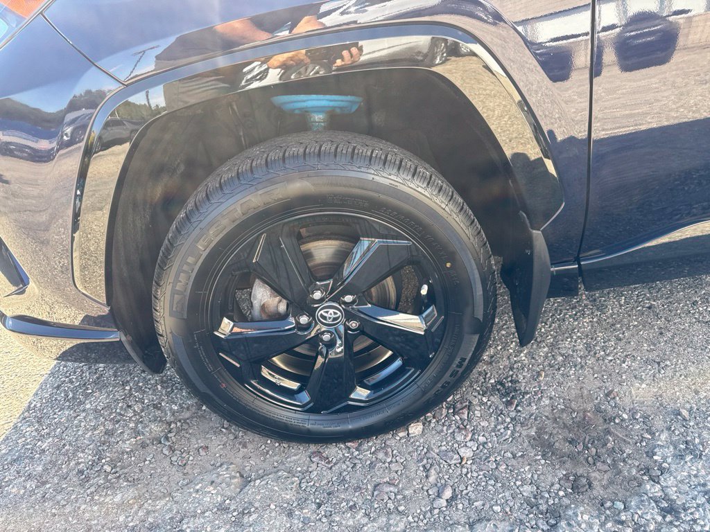 Used 2020 Toyota RAV4 XSE AWD/4WD image 11