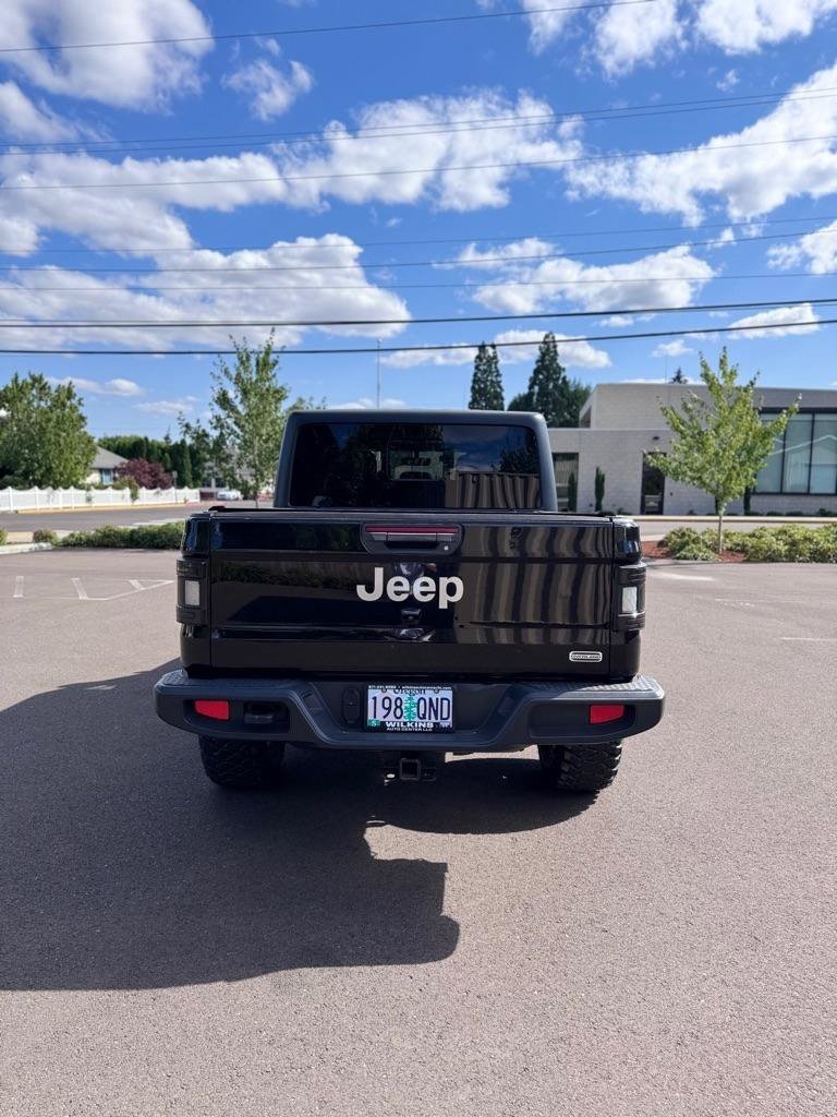 Used 2020 Jeep Gladiator Overland AWD/4WD image 6
