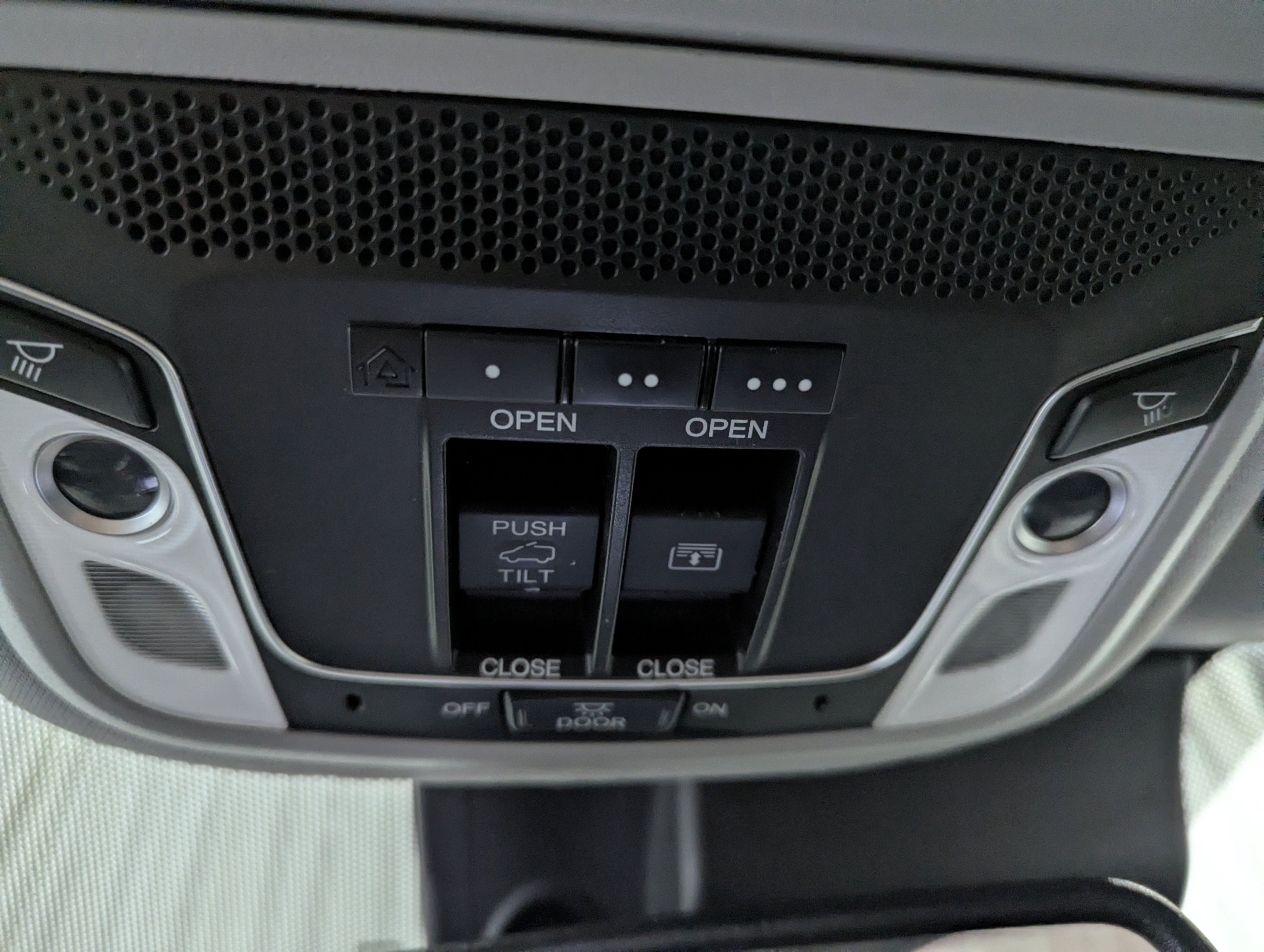 Used 2016 Honda Pilot Elite image 26