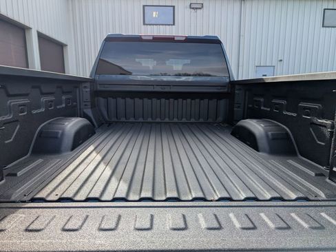 New 2026 GMC Sierra 2500 Pro w/ Convenience Package image 9