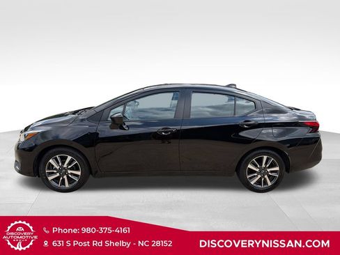 Certified 2025 Nissan Versa SV FWD image 9