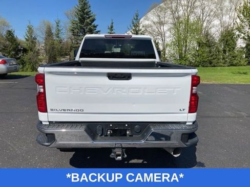 Used 2021 Chevrolet Silverado 2500 LT w/ Z71 Off-Road Package AWD/4WD image 4
