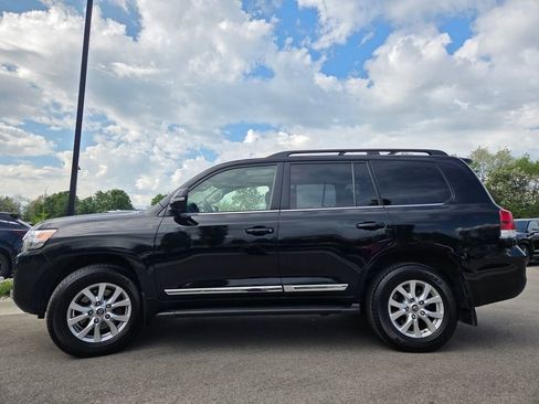 Used 2017 Toyota Land Cruiser AWD/4WD image 22
