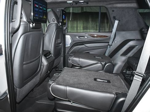 Used 2023 Cadillac Escalade Premium Luxury Platinum AWD/4WD image 55
