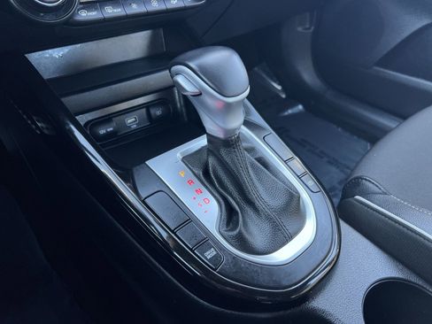 Used 2023 Kia Forte GT-Line image 21