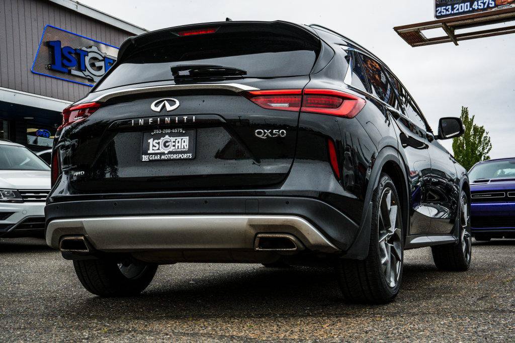 Used 2019 INFINITI QX50 Essential w/ Sensory Package AWD/4WD image 11