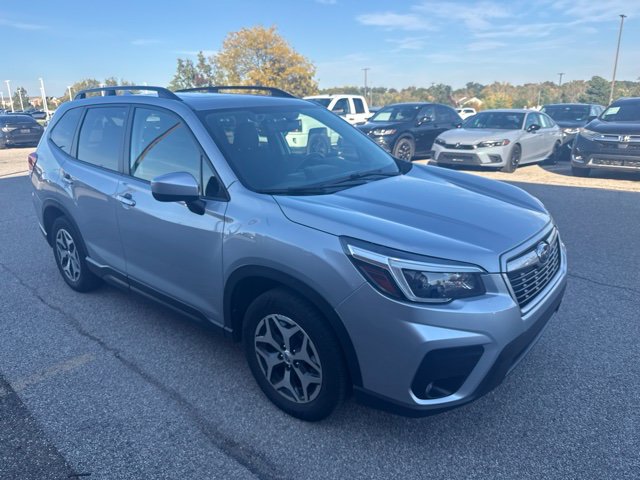 Used 2021 Subaru Forester Premium AWD/4WD image 2