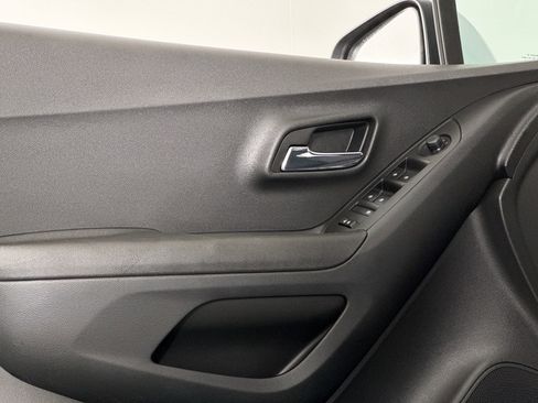 Used 2020 Chevrolet Trax LS w/ LPO, Protection Package image 17