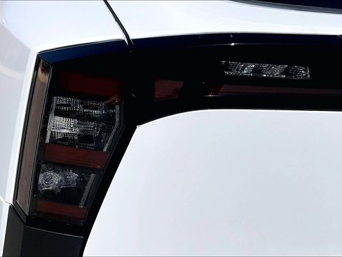 New 2026 Nissan Kicks S image 12