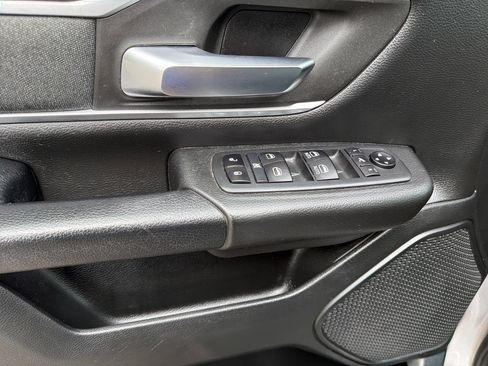 Used 2020 RAM 1500 Big Horn AWD/4WD image 18