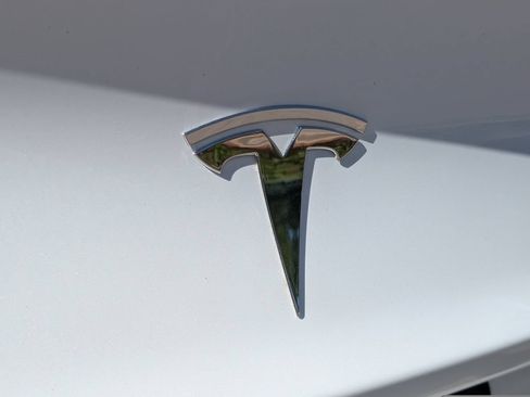 Used 2019 Tesla Model 3 Long Range AWD/4WD image 13