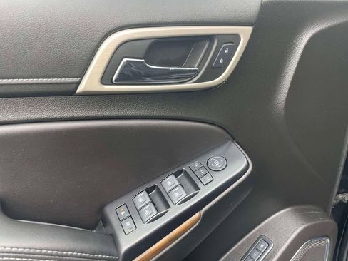 Used 2020 GMC Yukon XL Denali w/ Denali Ultimate Package image 17