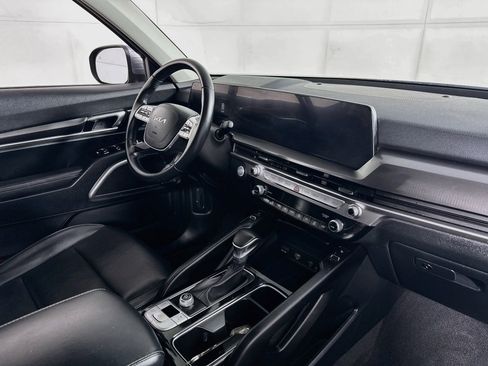 Used 2025 Kia Telluride S FWD image 29