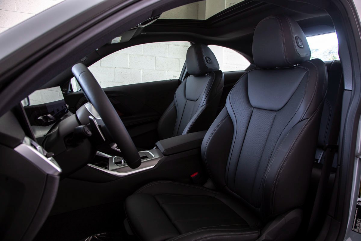 Certified 2026 BMW 230i Coupe w/ Premium Package RWD image 17