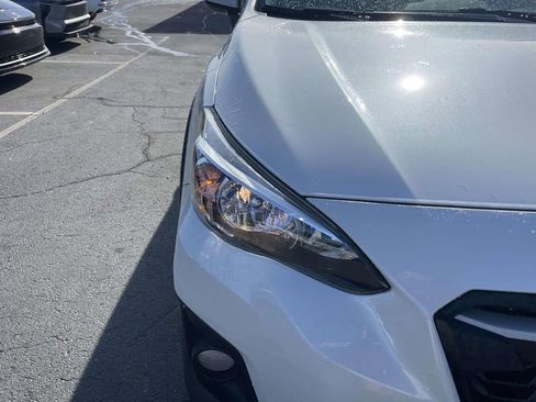 Used 2020 Subaru Crosstrek 2.0i Premium w/ Moonroof Package 2 image 17