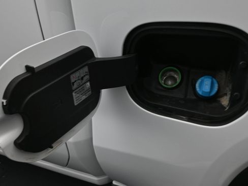 Used 2024 GMC Sierra 1500 AT4 w/ AT4 Preferred Package image 37