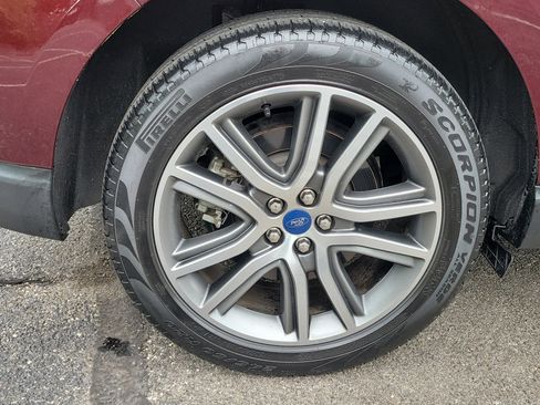 Used 2021 Ford Edge Titanium w/ Equipment Group 301A AWD/4WD image 7