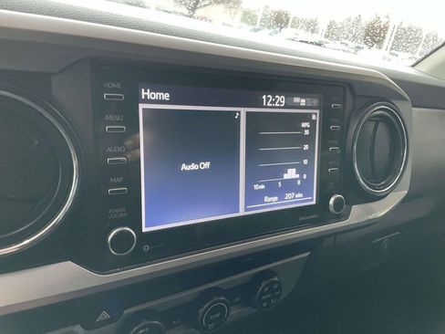 Used 2020 Toyota Tacoma SR5 image 37