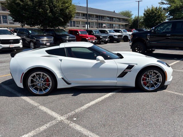 Used 2019 Chevrolet Corvette Grand Sport RWD image 9