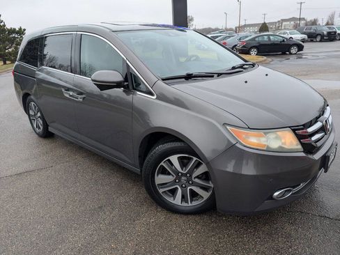 Used 2014 Honda Odyssey Touring image 3