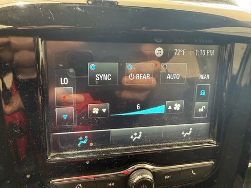 Used 2018 Chevrolet Traverse LS image 26