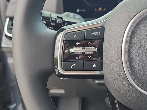 New 2026 Kia Carnival SX Prestige FWD image 32
