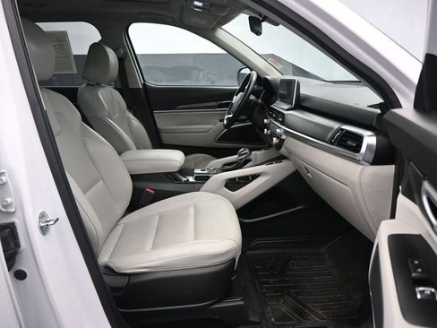 Used 2022 Kia Telluride S AWD/4WD image 19