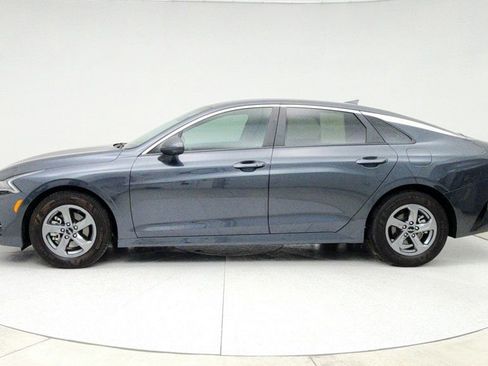 Used 2022 Kia K5 LXS image 8