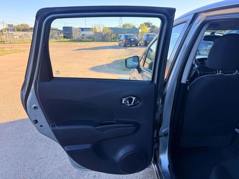 Used 2015 Nissan Versa Note SV image 26