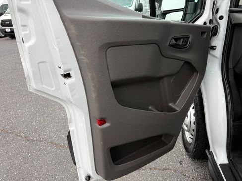 Used 2021 Ford Transit 250 Low Roof AWD image 11