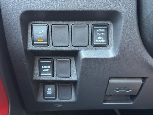 Used 2023 Nissan Frontier Pro-X w/ Pro-X Premium Package RWD image 17