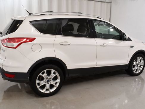Used 2016 Ford Escape Titanium w/ Equipment Group 301A AWD/4WD image 11