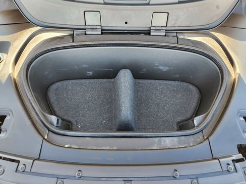 Used 2024 Volvo XC40 Recharge Plus w/ Protection Package Premier image 36